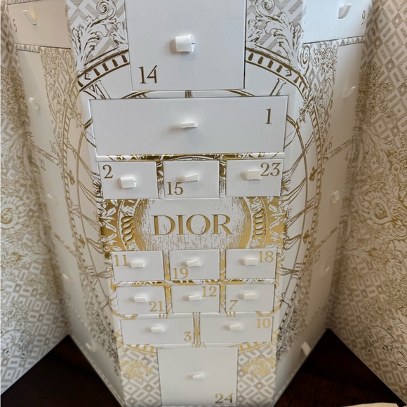 Christian Dior Advent (empty) - Picture 2 of 4